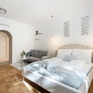 Appartamento D71 - Cozy Suite, Location By Bqa, Budapest