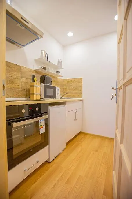 Apartment Cute Gallery Flat In Dob Str, Mars Budapest Hungary